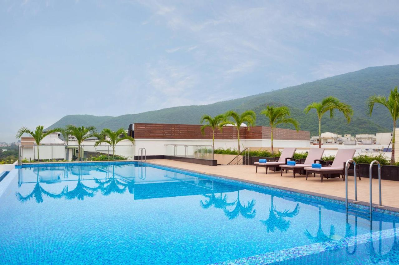 Hotel Fairfield By Marriott Visakhapatnam Exterior foto