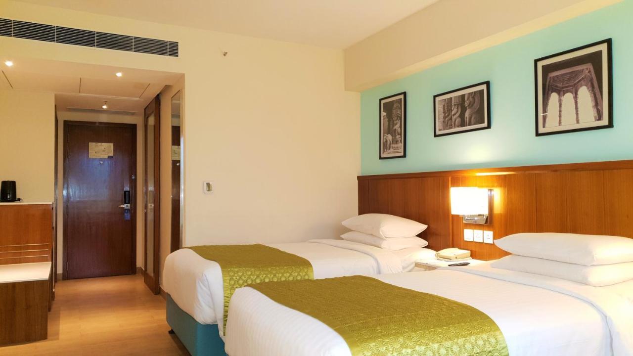 Hotel Fairfield By Marriott Visakhapatnam Exterior foto